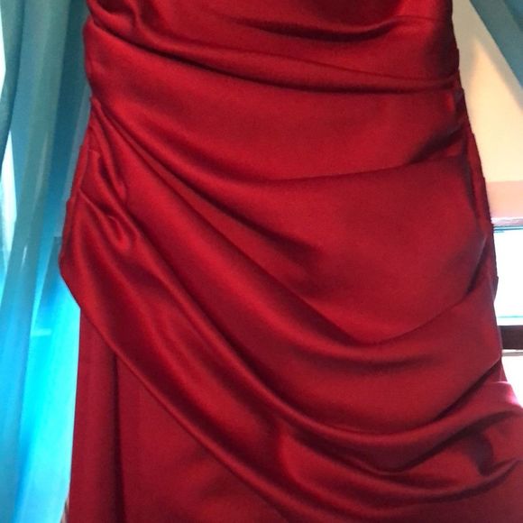 Davids Bridal Style D18293 | Size 8|  Great Condition - Picture 4 of 10